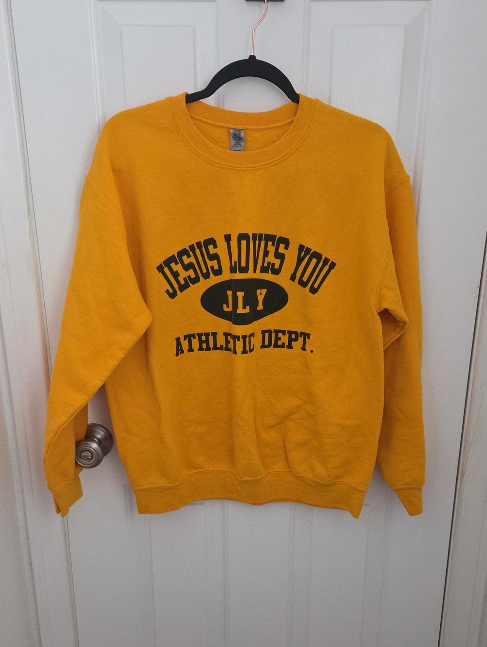 Yellow Jesus Loves You Sweatshirt Size medium